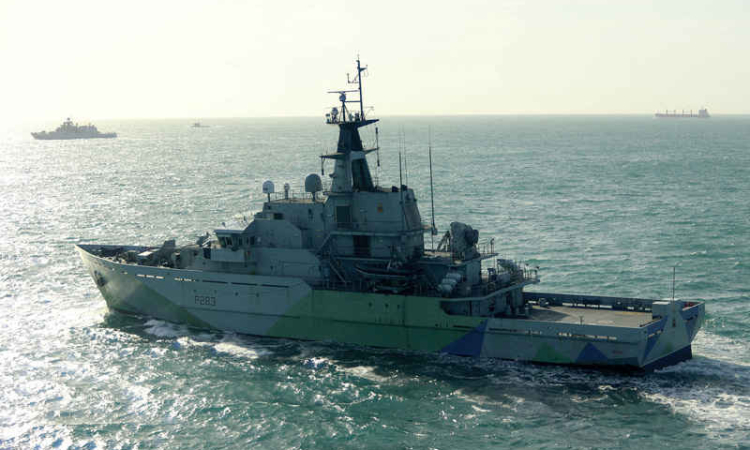 Russian frigate fires warning shots near  Britain’s waters to avert yacht collision